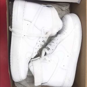 white high top air force 1